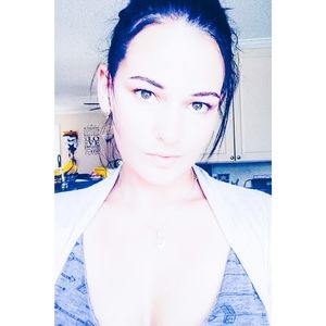 Meet your Posher, Bonnie